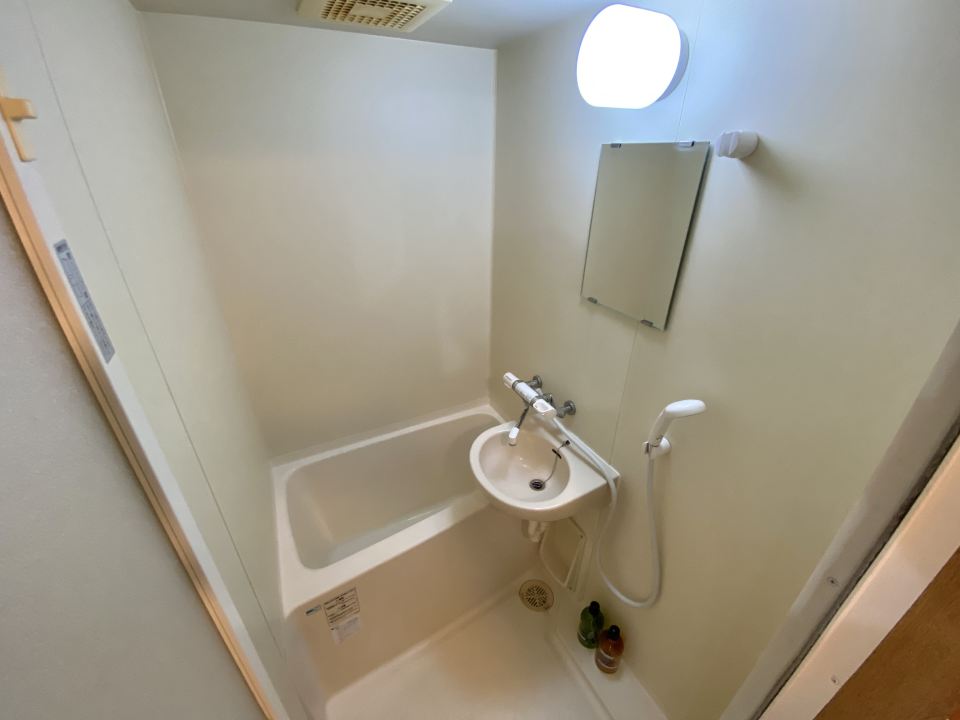 バス・シャワールーム　サーモ式で温度調節が楽々です