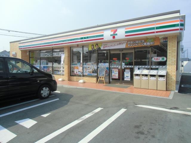 コンビニ　セブンイレブン（コンビニ）まで389m