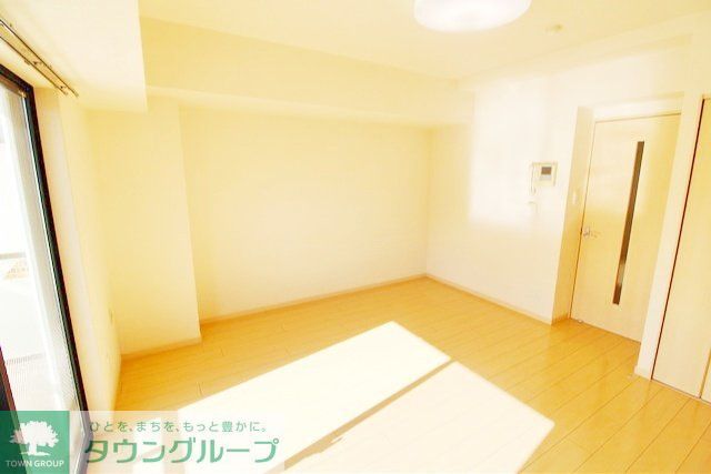Y&H平塚の居間写真