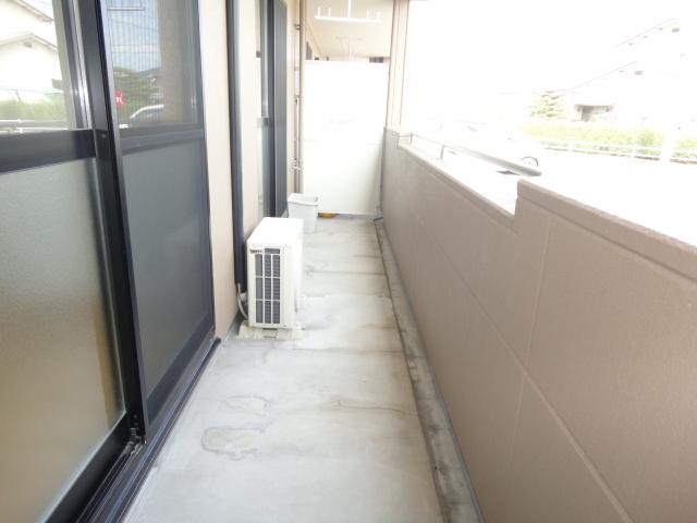 バルコニー　ベランダ