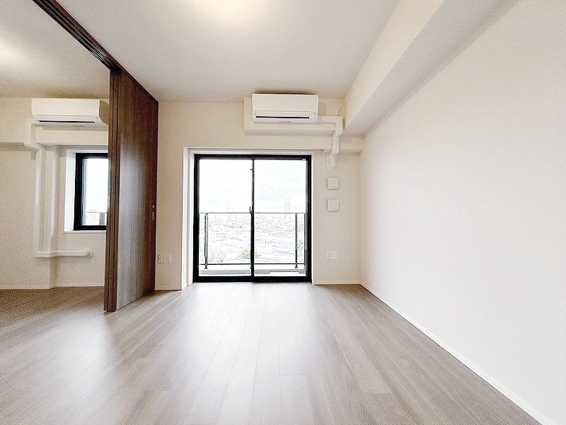 居室・リビング　※別部屋参考写真