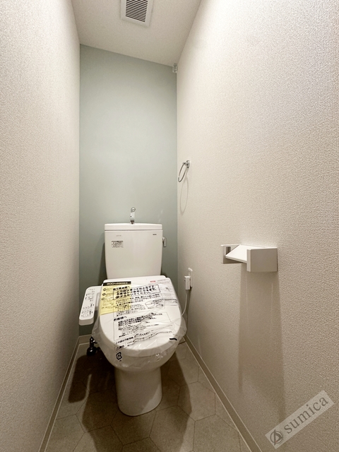 トイレ　温水洗浄便座付き♪♪