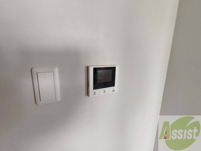 セキュリティ　ＴＶモニター付インターホンです。来客者の顔が見えるので安心！