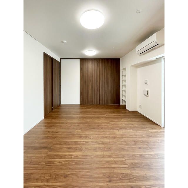 居室・リビング　写真は同タイプ住居です。