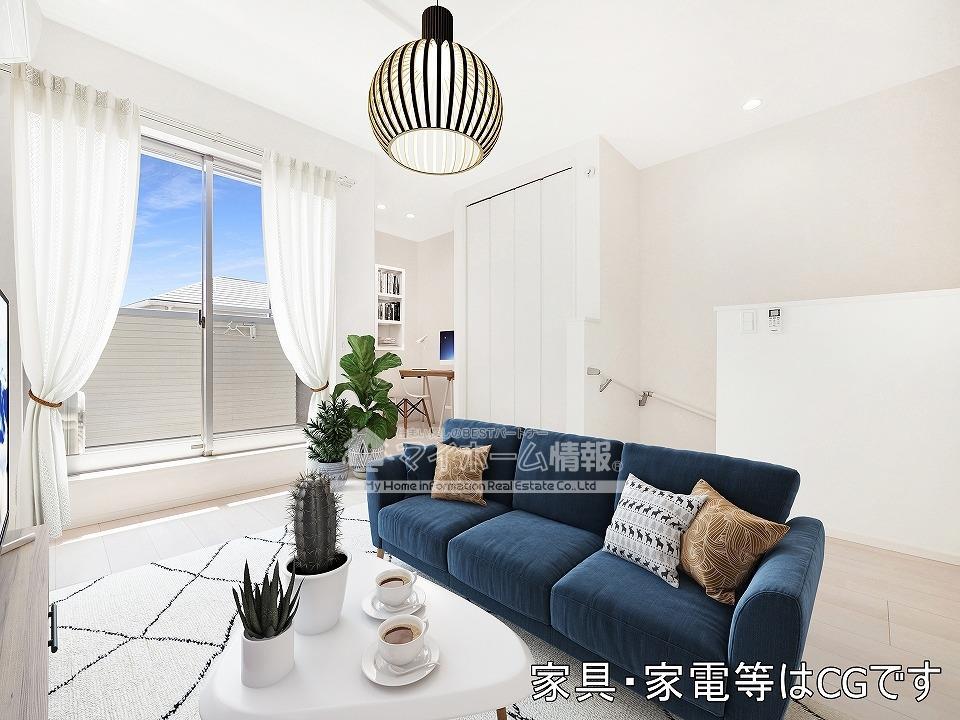 居室・リビング　LDK10帖、窓からの陽射しが暖かなリビングを演出