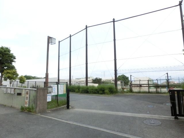 小学校　扇田小学校（小学校）まで450m