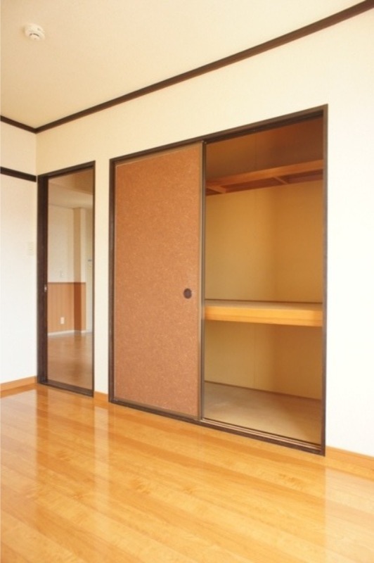 収納　図面と現状に相違がある場合には現状を優先