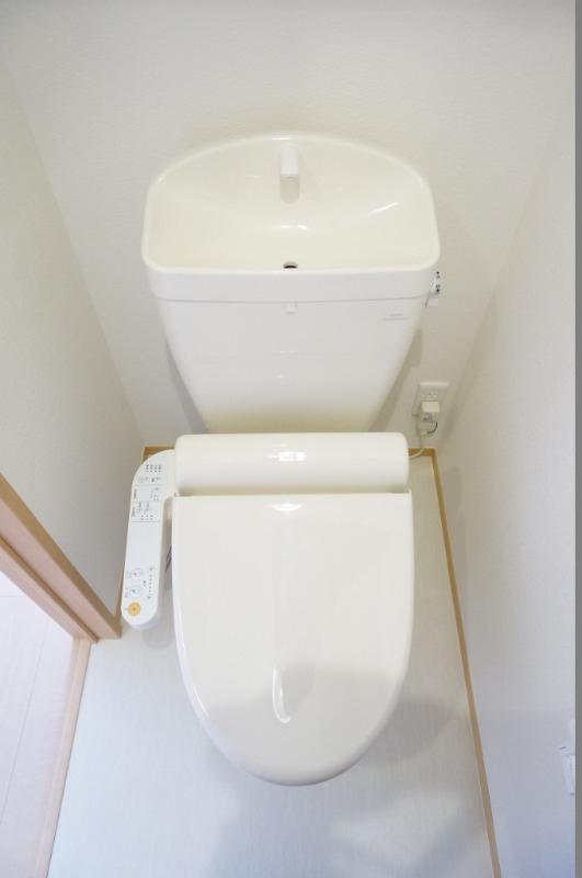 トイレ　図面と現状に相違がある場合には現状を優先