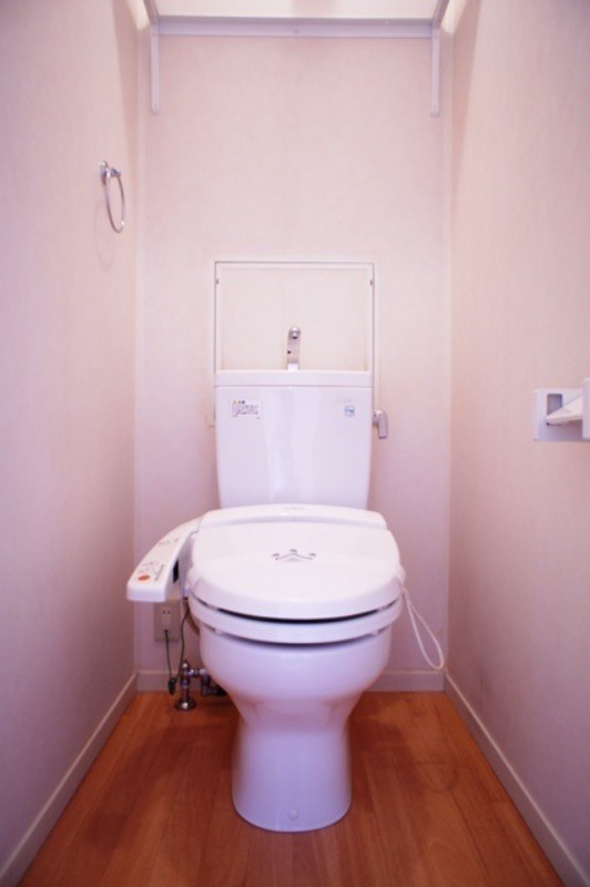 トイレ　図面と現状に相違がある場合には現状を優先