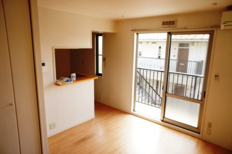 居室・リビング　図面と現状に相違がある場合には現状を優先