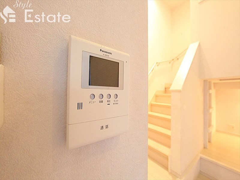 セキュリティ　モニター付きインターホン