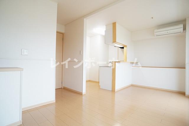 居室・リビング　ゆったりとした居間です