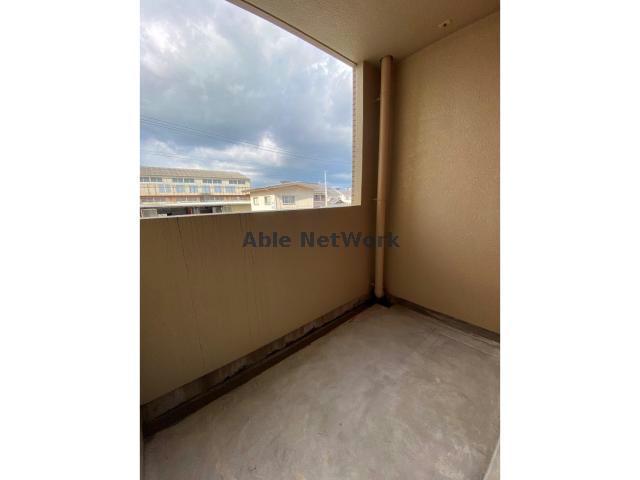 バルコニー　※同型タイプです。