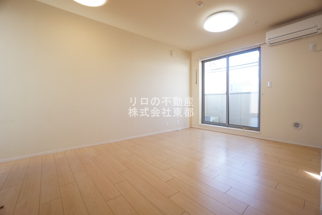 居室・リビング　リビングはゆったりくつろげる憩いの空間です♪