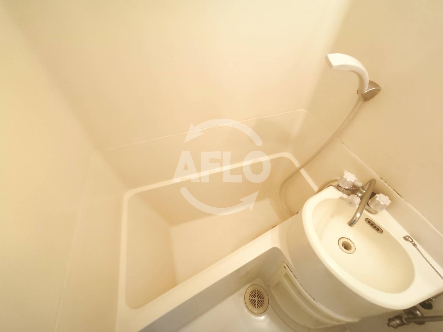 バス・シャワールーム　堀江グリーンハイツ　浴室