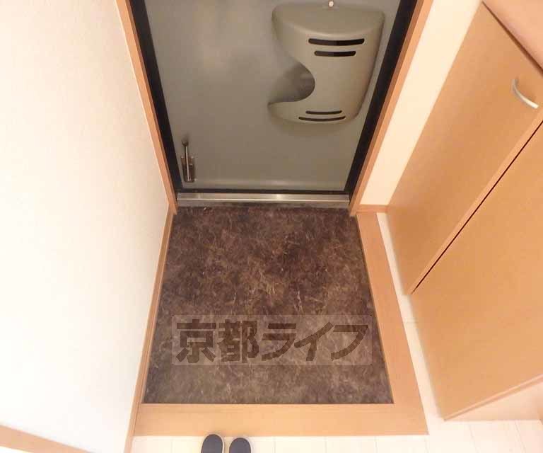 ドミール岡山手の玄関写真