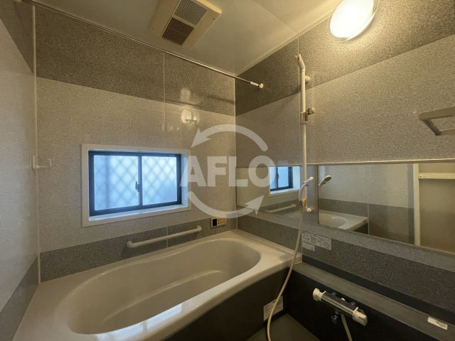 バス・シャワールーム　浴室