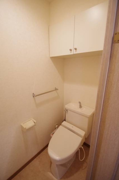 トイレ　別号室　参考写真