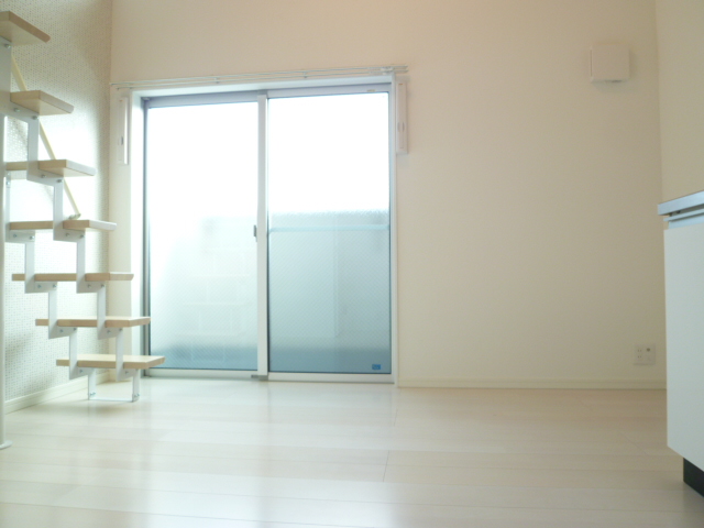 居室・リビング　モデル写真。