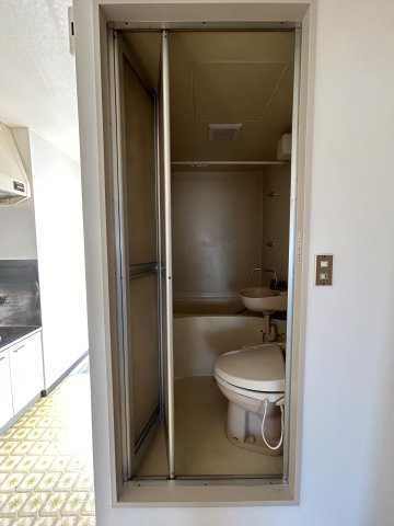 トイレ　落ち着いたトイレです