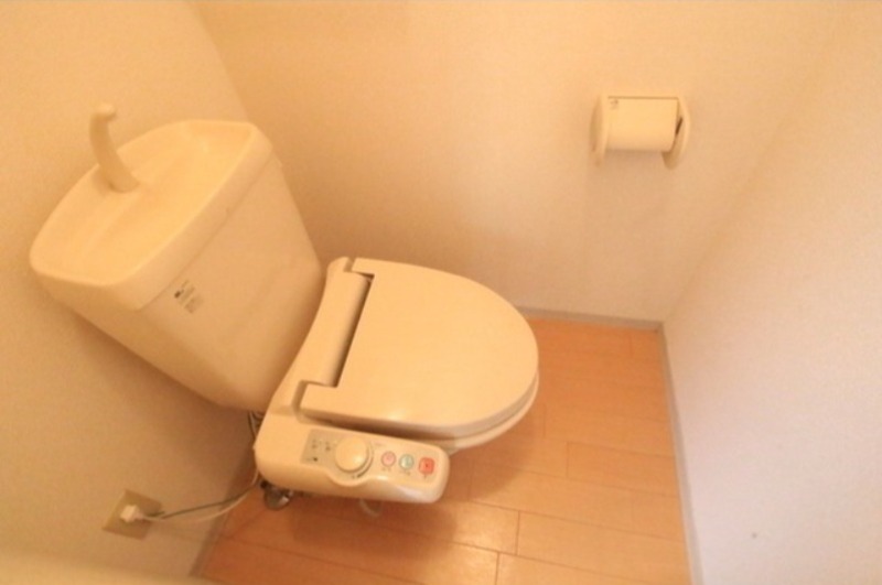 トイレ　図面と現状に相違がある場合には現状を優先