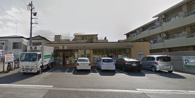 コンビニ　セブンイレブン調布飛田給1丁目店（コンビニ）まで64m