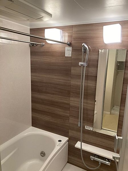 バス・シャワールーム