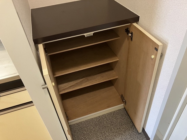玄関　シューズボックス