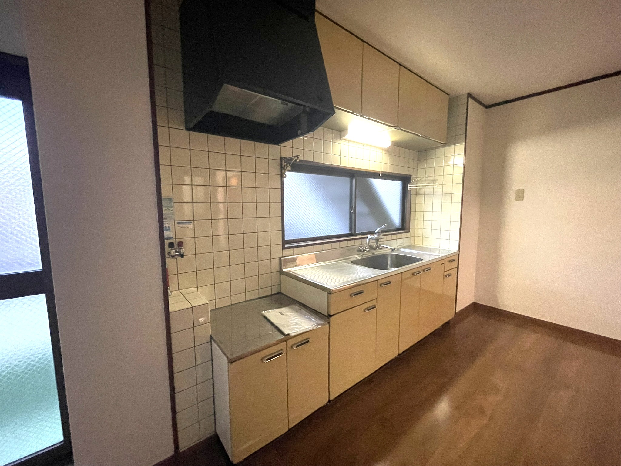 南駒栄町住宅のキッチン写真