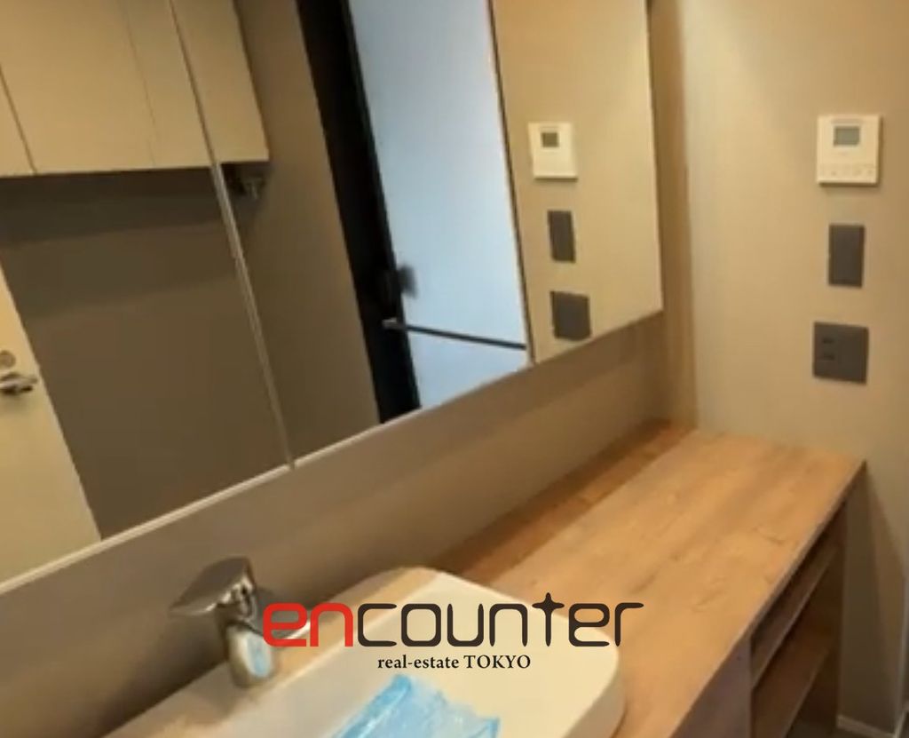 洗面設備　※同マンション別室参考写真