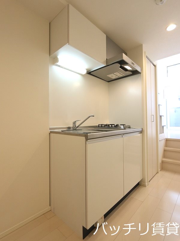 キッチン　同型タイプの為、現状を優先致します。