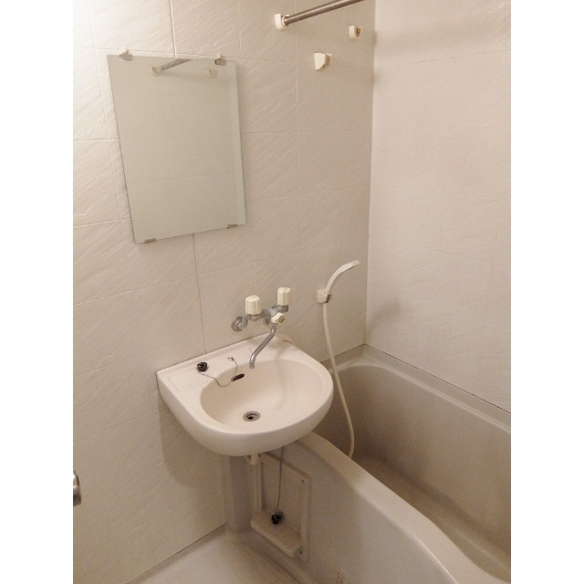 バス・シャワールーム　バスルーム