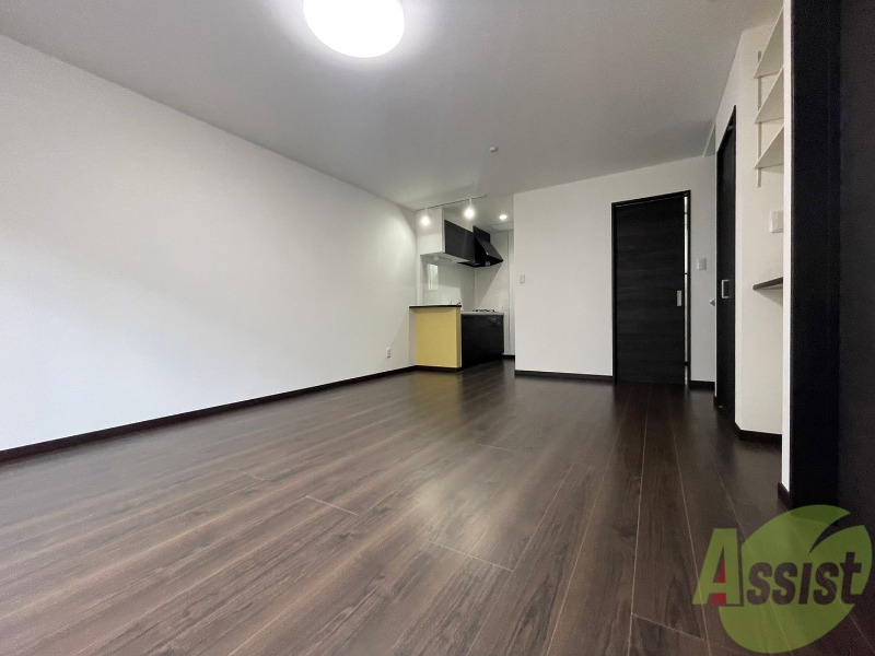 居室・リビング　広くてきれいなリビングです！快適に過ごせそうですね。