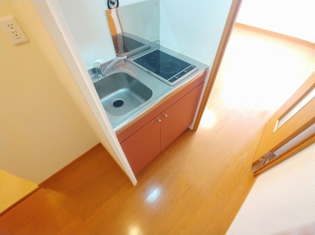 キッチン　2口電気コンロ