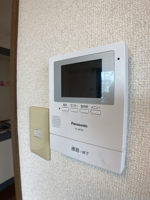 セキュリティ　※補修前の参考画像の為、設備等は現況優先。