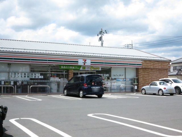 コンビニ　セブン－イレブン　津山東一宮店（コンビニ）まで300m