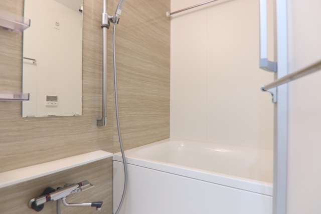 バス・シャワールーム　※別室の参考写真の為、現況優先です。