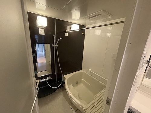 バス・シャワールーム　バスルーム　※同タイプの部屋のお写真です