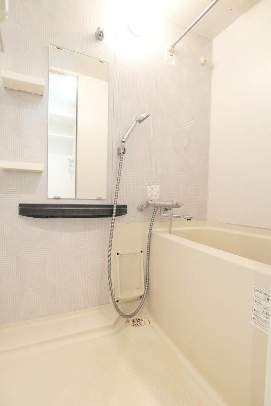 バス・シャワールーム　☆ゆったりくつろげるお風呂☆