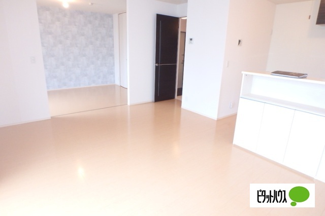 居室・リビング　ＬＤＫ１３．５帖