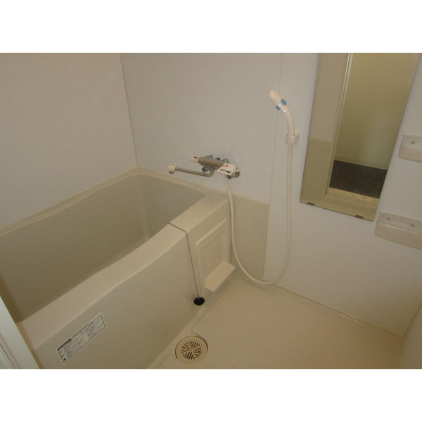 バス・シャワールーム　きれいなお風呂です