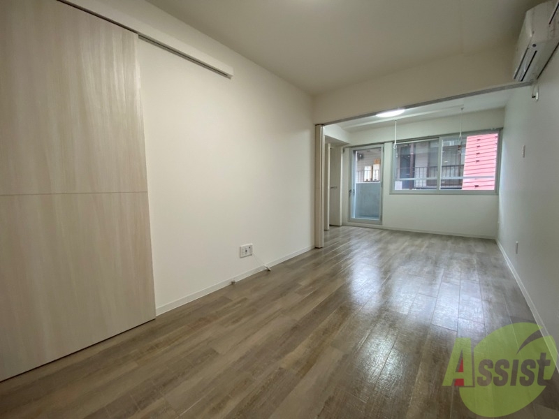 居室・リビング　広くてキレイなお部屋が広がっていて、充実した生活が送れそう。