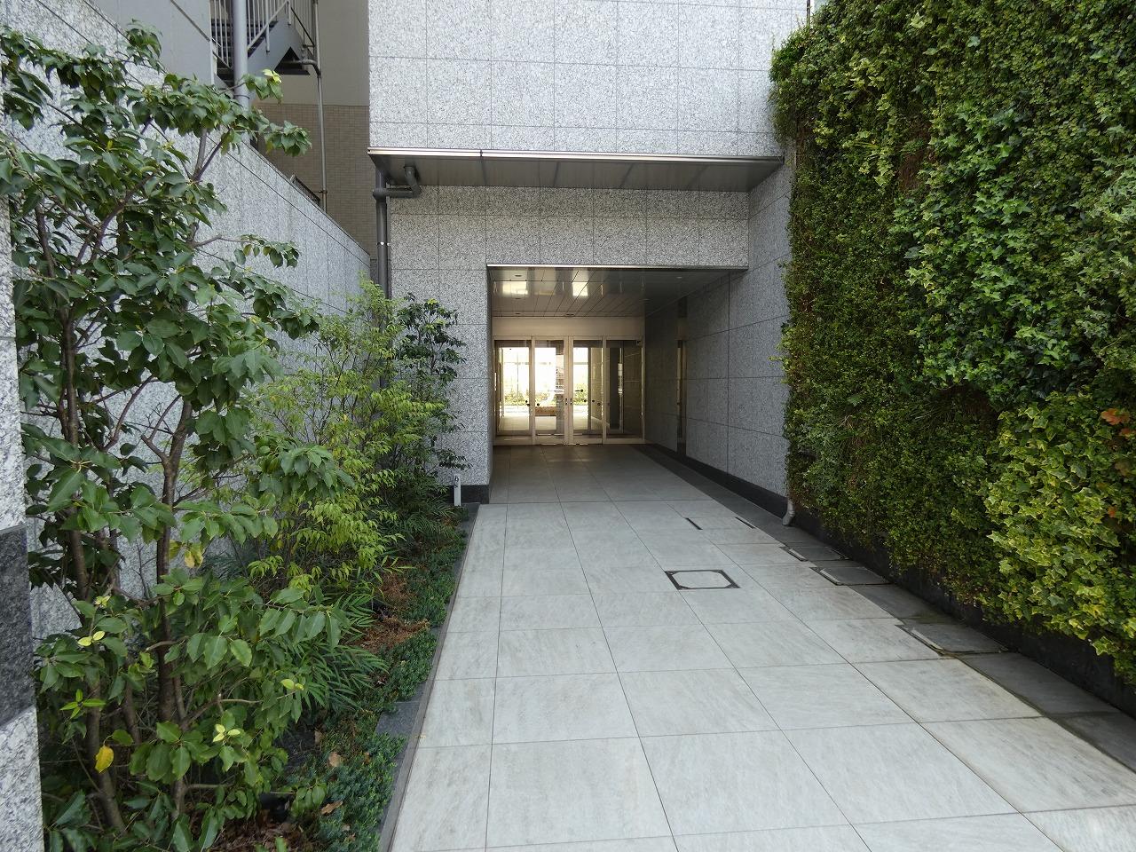 エントランス　エントランス