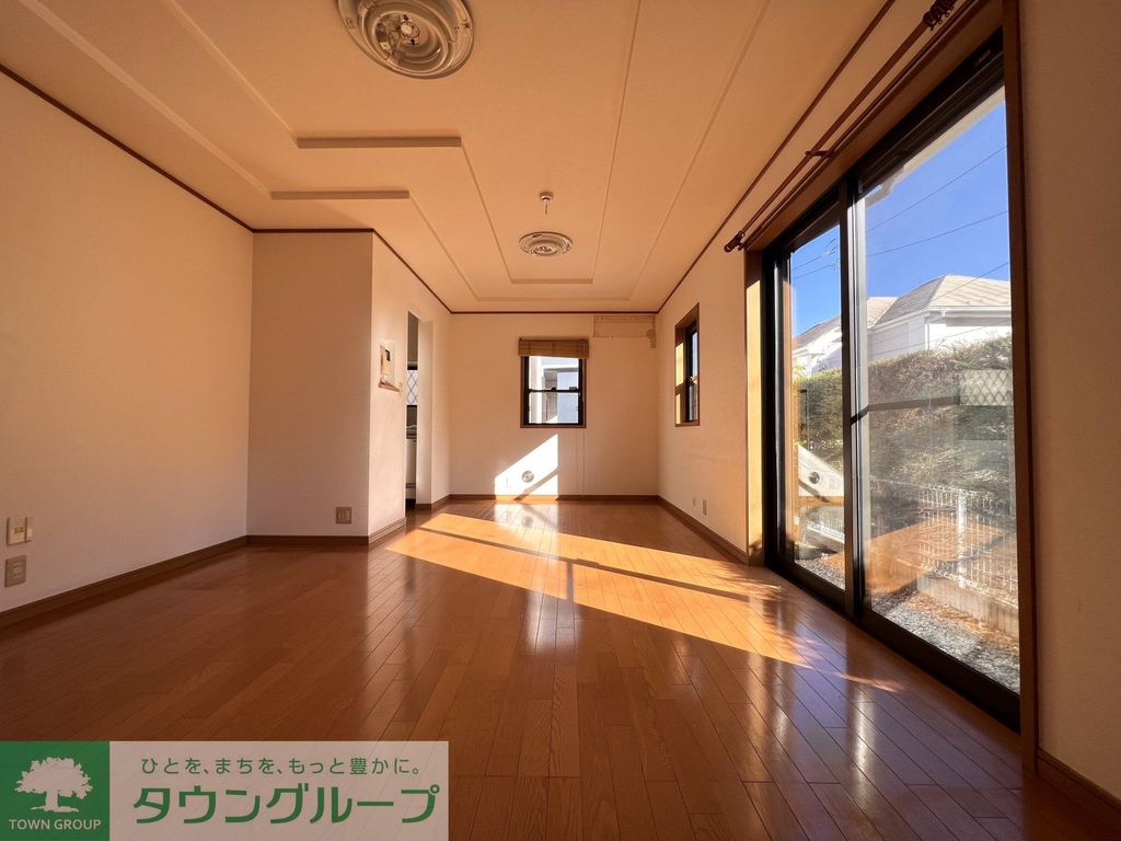 居室・リビング　リビングダイニングキッチン　約１４．５帖