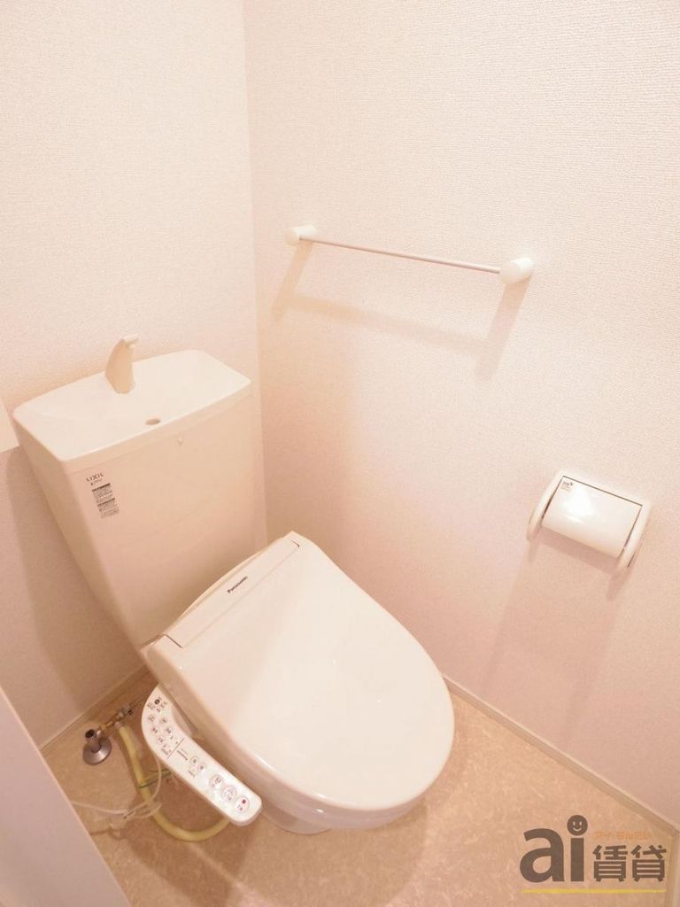 トイレ　※同仕様写真です