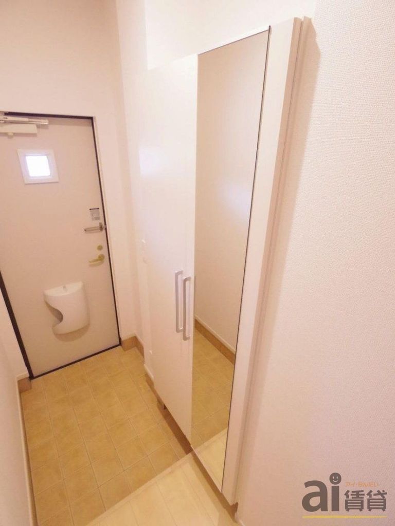 玄関　※同仕様写真です