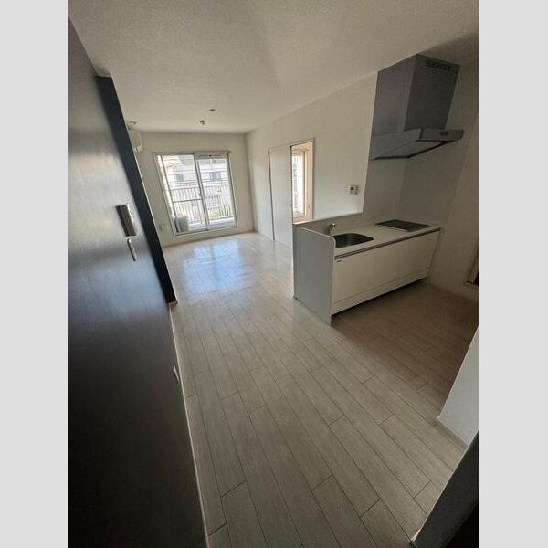 居室・リビング　☆同マンション別室の写真です☆