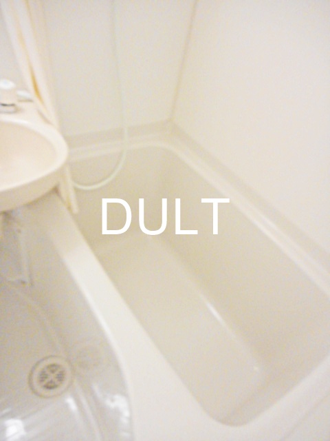 バス・シャワールーム　バスルームです。