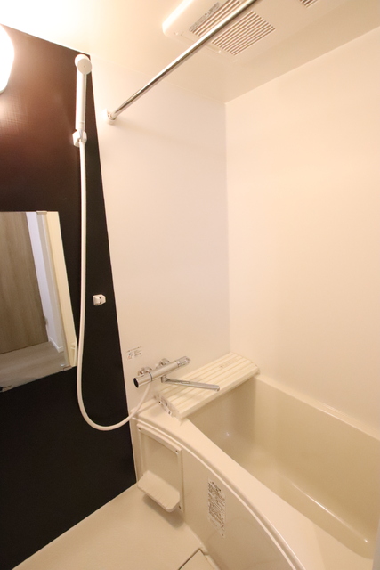 バス・シャワールーム　浴室
