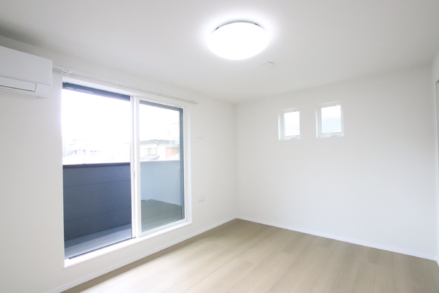 居室・リビング　※照明は設備ではありません